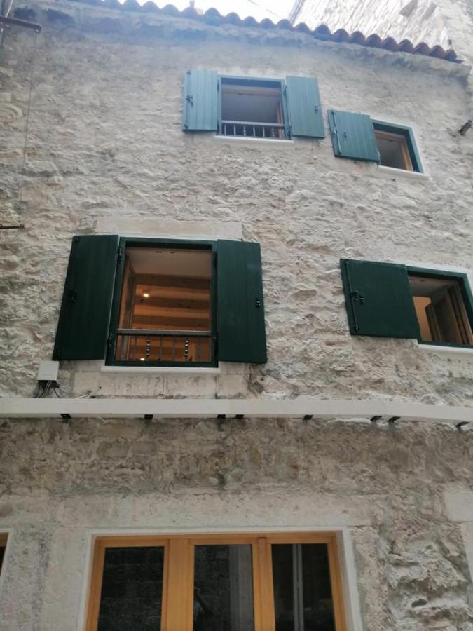 Cosmijeva Luxury Rooms Split Exterior photo